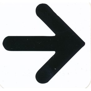 Sort pil - 57x57 mm selvkl�bende plast - - leveres i bdt a 10 stk